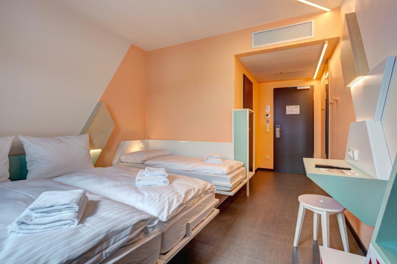 Meininger Hotel Heidelberg Hauptbahnhof Dış mekan fotoğraf